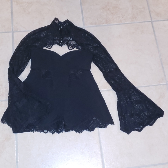 Jonathan Simkhai Guipure Lace Top
Black 0 - Picture 2 of 4